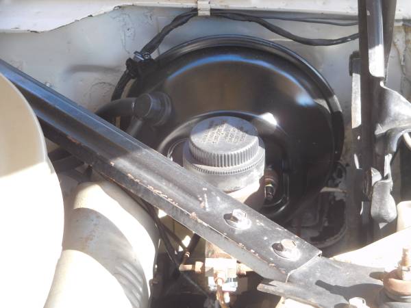1961 Ford Thunderbird Hardtop — photo 11