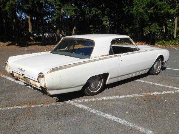 1961 Ford Thunderbird Hardtop — photo 4