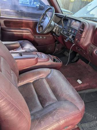 1997 Chevrolet Tahoe LS — photo 5