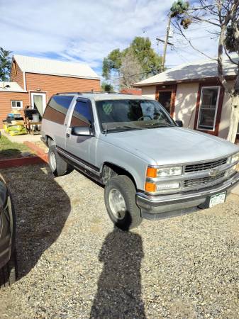 1997 Chevrolet Tahoe LS — photo 1