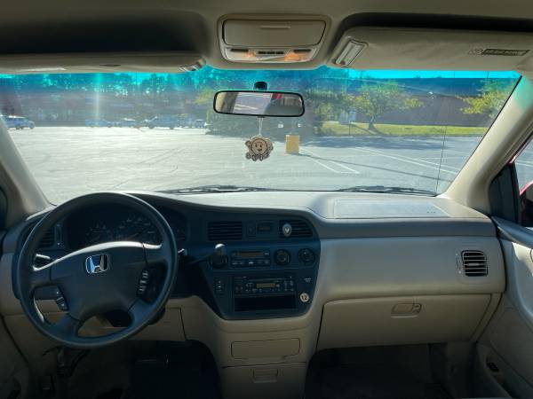 2004 Honda Odyssey EX Passenger Van Automatic — photo 12