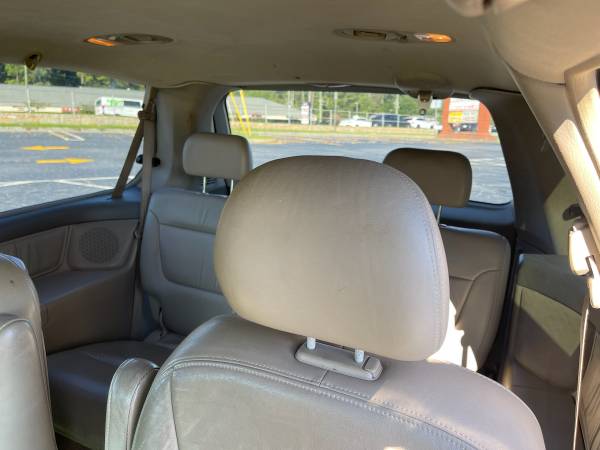 2004 Honda Odyssey EX Passenger Van Automatic — photo 10