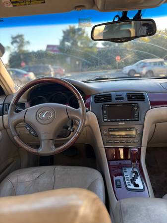 2002 Lexus ES 300 Base 4dr Sedan Automatic — photo 7