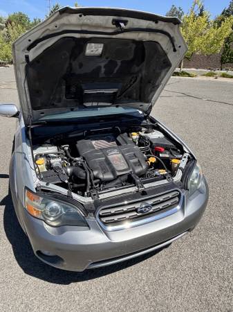 2005 Subaru Outback 2.5 XT Limited — photo 4