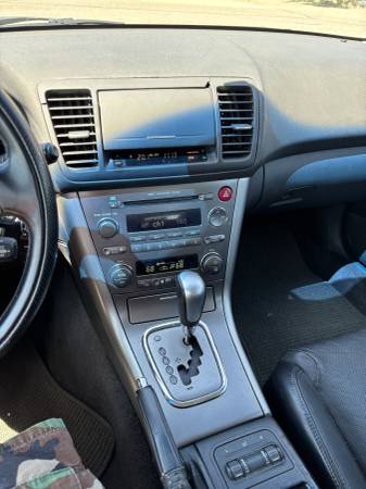 2005 Subaru Outback 2.5 XT Limited — photo 9