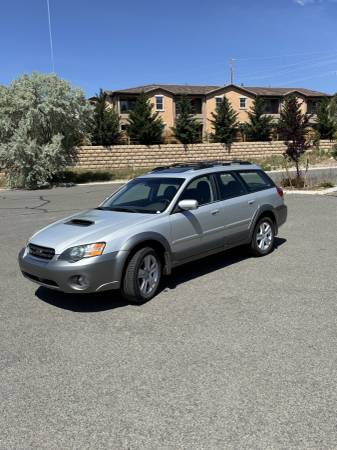 2005 Subaru Outback 2.5 XT Limited — photo 1