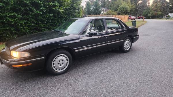1999 Buick Lesabre Custom 4dr Sedan Automatic — photo 1