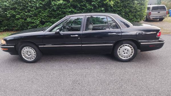 1999 Buick Lesabre Custom 4dr Sedan Automatic — photo 3