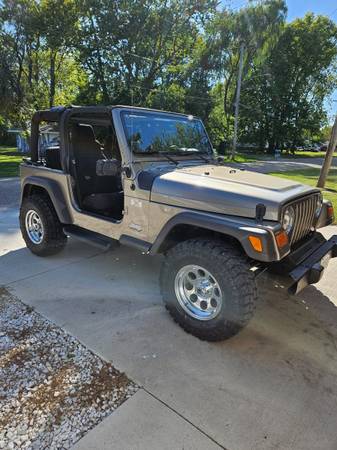 2006 Jeep Wrangler X 2dr 4x4 Manual — photo 3