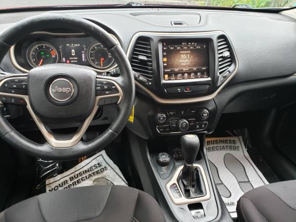2016 Jeep Cherokee Sport 4dr 4x4 Automatic — photo 8