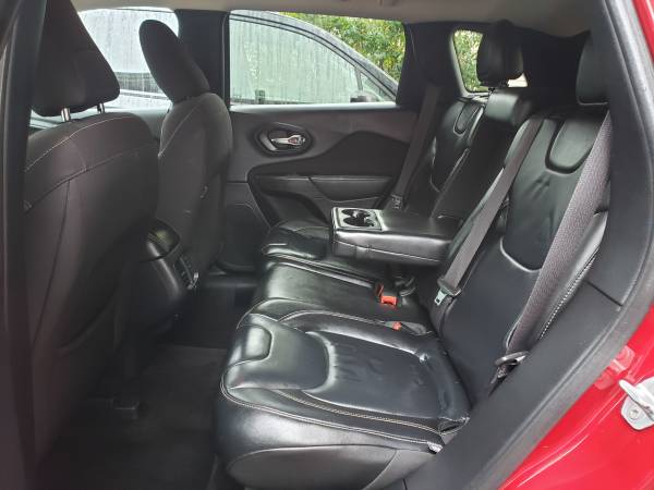 2016 Jeep Cherokee Sport 4dr 4x4 Automatic — photo 11