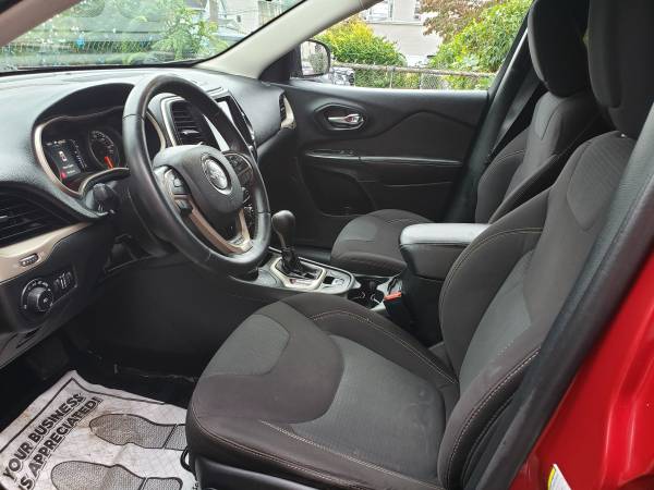 2016 Jeep Cherokee Sport 4dr 4x4 Automatic — photo 6