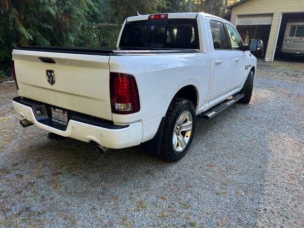 2014 RAM Sport — photo 3
