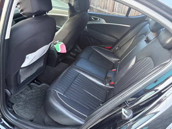 2020 Genesis G70 3.3T 4dr All-Wheel Drive Automatic — photo 12