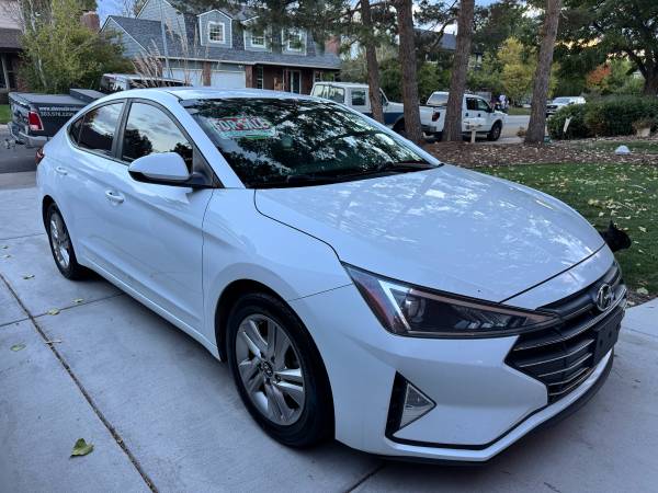 2019 Hyundai Elantra SEL 4dr Sedan Automatic — photo 9