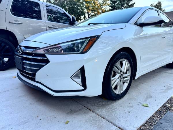 2019 Hyundai Elantra SEL 4dr Sedan Automatic — photo 8