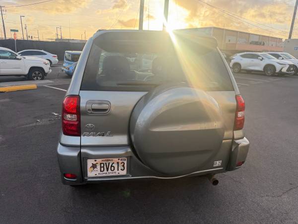 2004 Toyota Rav4 Base All-wheel Drive Manual — photo 4