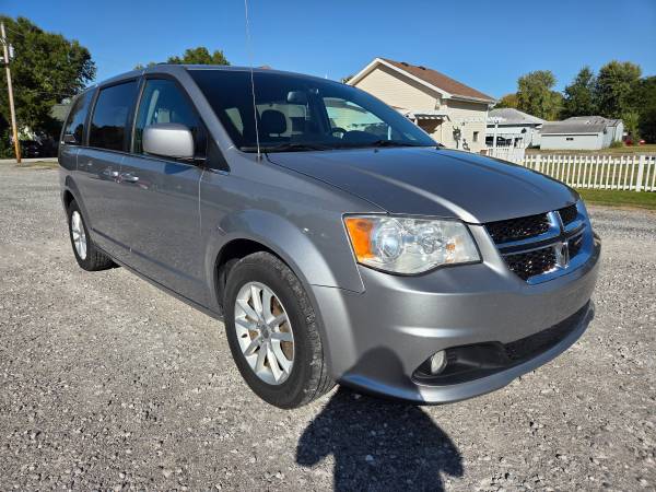 2019 Dodge Grand Caravan SXT Front-wheel Drive Passenger Van Automatic — photo 4