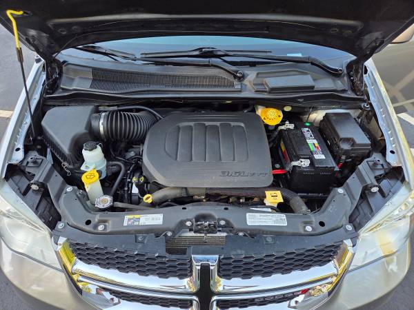2019 Dodge Grand Caravan SXT Front-wheel Drive Passenger Van Automatic — photo 10