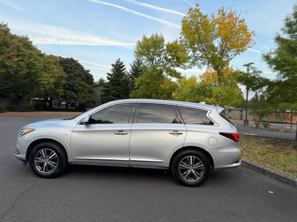 2019 Infiniti Qx60 PURE — photo 8