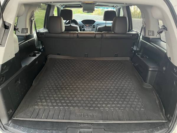 2013 Honda Pilot Touring 4dr Front-wheel Drive Automatic — photo 9