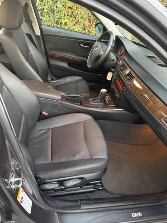 2006 BMW 325i — photo 10