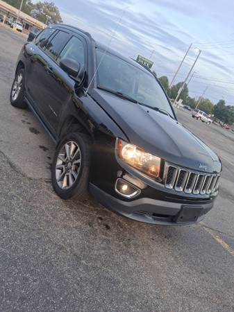 2017 Jeep Compass Sport — photo 8