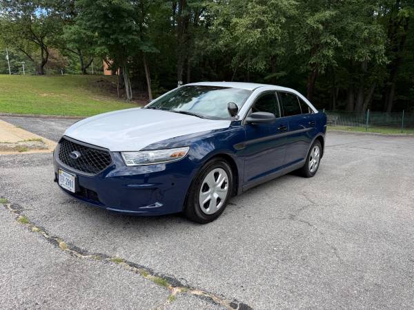 2013 Ford Taurus SHO 4dr All-wheel Drive Sedan Automatic — photo 1