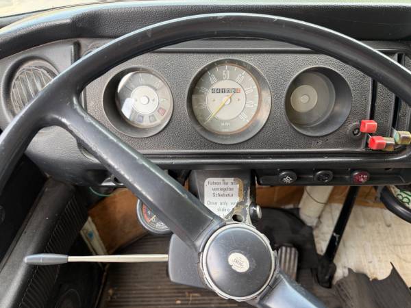 1972 Volkswagen Bus — photo 9