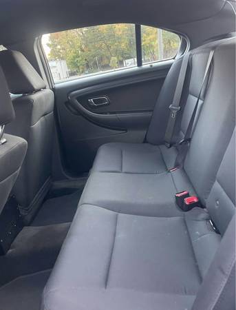 2016 Ford Sedan Police Interceptor Base All-wheel Drive Automatic — photo 10