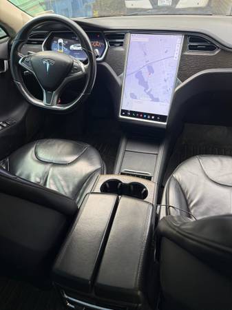 2013 Tesla Model S Base 4dr Sedan Automatic — photo 10