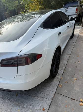 2013 Tesla Model S Base 4dr Sedan Automatic — photo 5