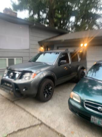 2009 Nissan Pathfinder S 4dr 4x2 Automatic — photo 3