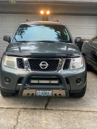 2009 Nissan Pathfinder S 4dr 4x2 Automatic — photo 2