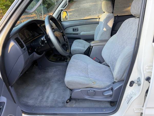 2000 Toyota 4runner SR5 V6 4dr 4x2 Automatic — photo 12