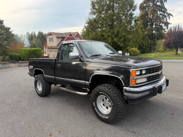 1990 Chevrolet Chevy VAN G20 3dr Cargo Van — photo 4