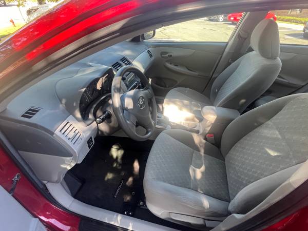 2009 Toyota Corolla LE 4dr Sedan Automatic — photo 8