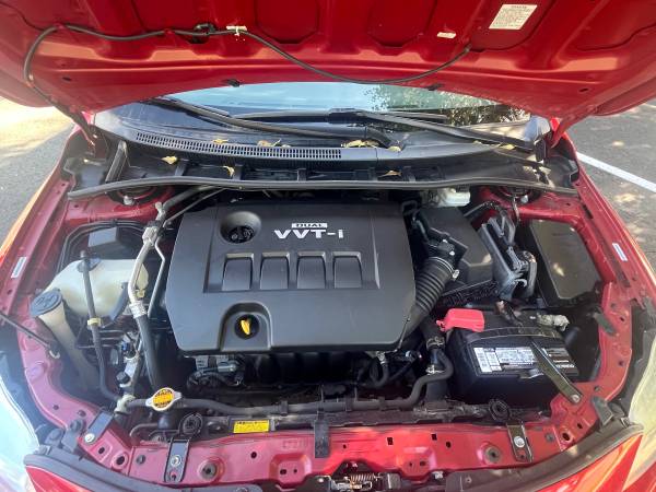 2009 Toyota Corolla LE 4dr Sedan Automatic — photo 10