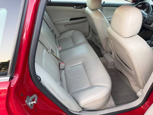 2008 Chevrolet Impala LTZ 4dr Sedan Automatic — photo 4