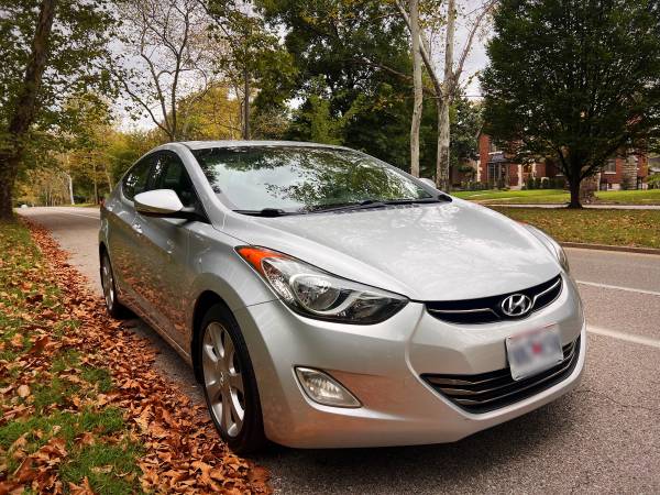 2013 Hyundai Elantra SE 2dr Coupe Manual — photo 1