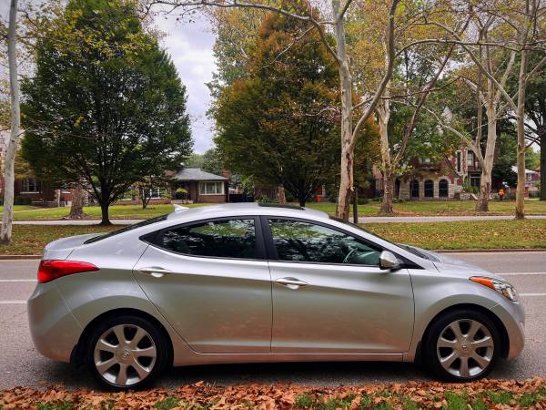 2013 Hyundai Elantra SE 2dr Coupe Manual — photo 6