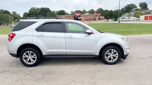 2017 Chevrolet Equinox LT Front-wheel Drive Automatic — photo 6