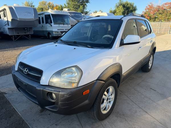 2006 Hyundai Tucson GL 4dr 4x4 Manual — photo 2