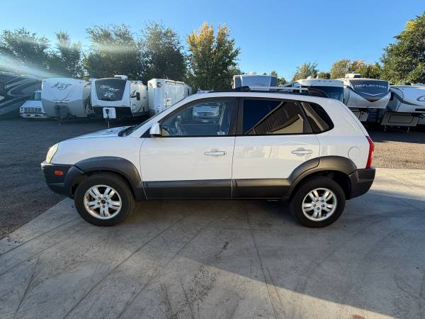 2006 Hyundai Tucson GL 4dr 4x4 Manual — photo 1