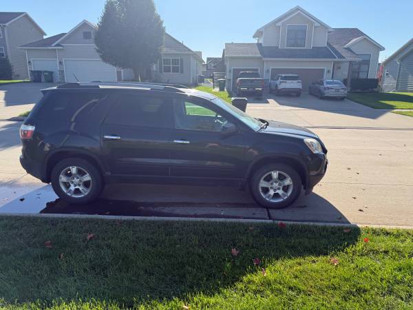 2011 GMC Acadia SL All-wheel Drive Automatic — photo 9