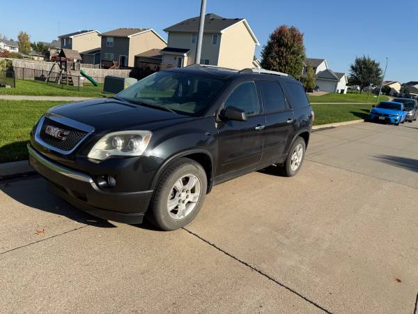 2011 GMC Acadia SL All-wheel Drive Automatic — photo 3