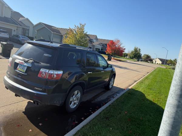 2011 GMC Acadia SL All-wheel Drive Automatic — photo 11