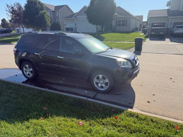 2011 GMC Acadia SL All-wheel Drive Automatic — photo 7