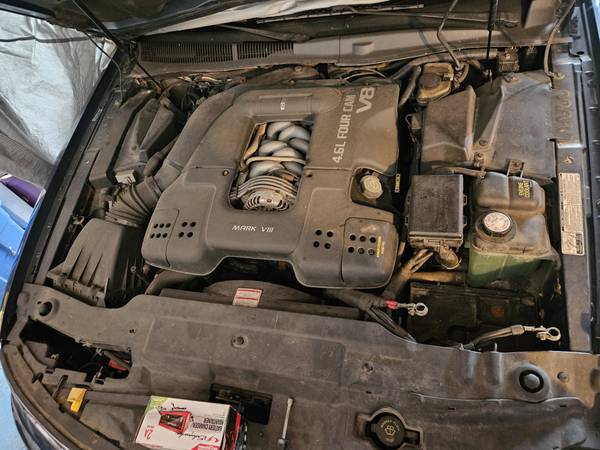 1993 Lincoln Mark Viii Base 2dr Coupe — photo 9