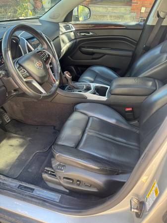 2016 Cadillac SRX Luxury Collection 4dr Front-wheel Drive Automatic — photo 6